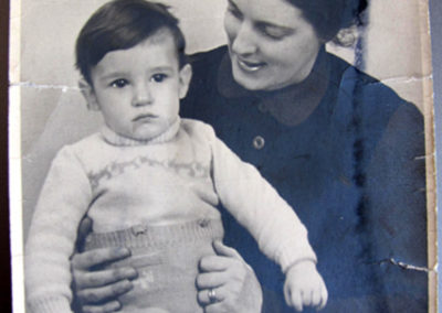 Ada e il figlioletto Mauro nel 1950