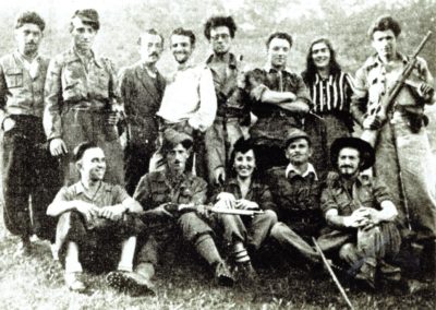 Brigata Danton, marzo 1944, Giuseppe Marozin (secondo da destra seduto)